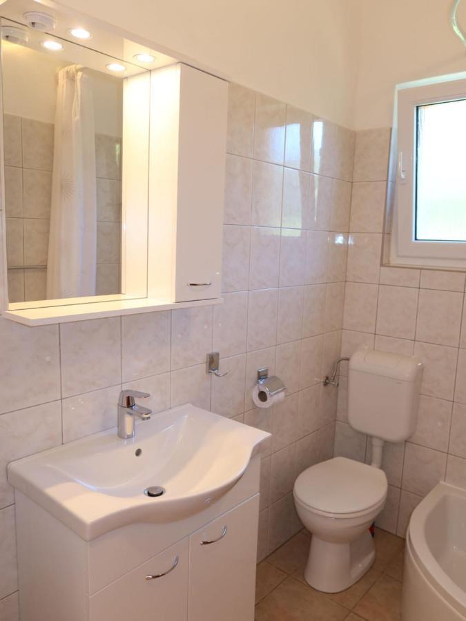 Holiday Home Ive By Interhome Petrcane Exteriér fotografie